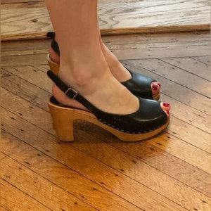 Swedish Hasbeens | Size 39